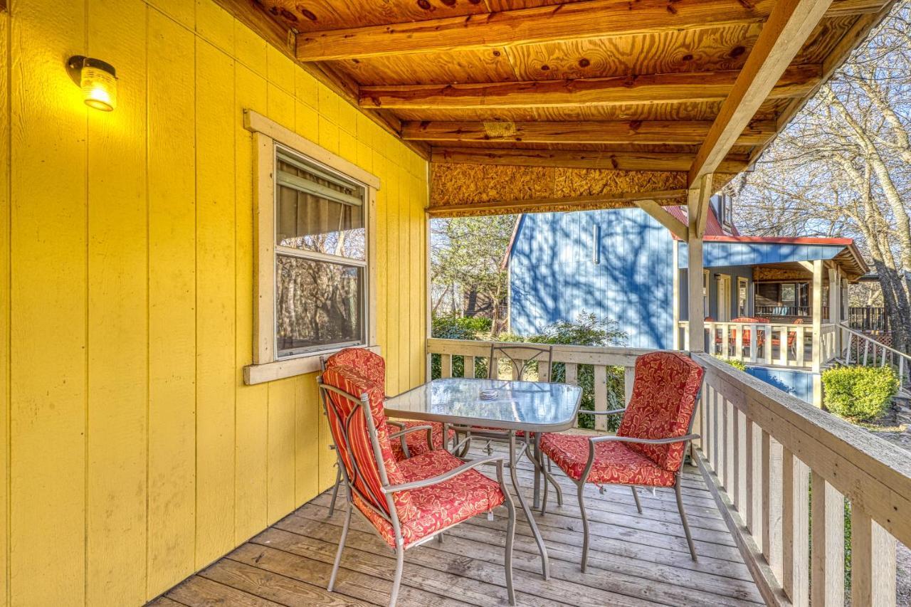 Hotel The Olive @ Mendelbaum Winery Guest Cabins Fredericksburg Exterior foto