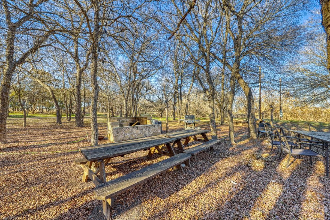 Hotel The Olive @ Mendelbaum Winery Guest Cabins Fredericksburg Exterior foto