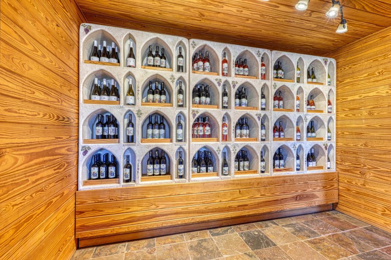 Hotel The Olive @ Mendelbaum Winery Guest Cabins Fredericksburg Exterior foto