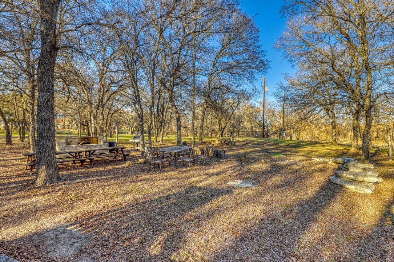 Hotel The Olive @ Mendelbaum Winery Guest Cabins Fredericksburg Exterior foto